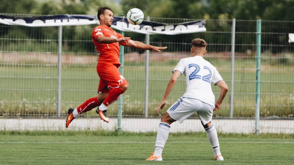 marius tomozei - uta - preluare pe piept