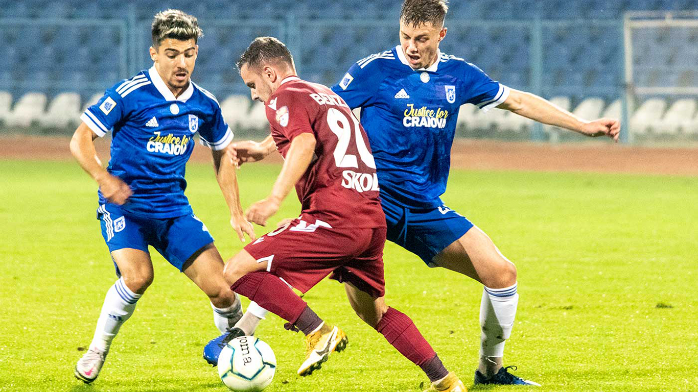 FC U” Craiova i-a prelungit contractul unuia dintre cei mai buni jucători ai meciului cu Rapid. Noua durată a înțelegerii și povestea interesantă din spatele transferului. ”Dacă ajunge fotbalist, îmi tai...” -