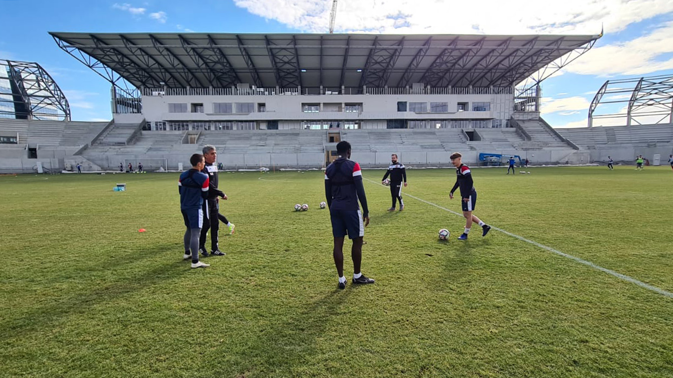 FOTO Barajul pentru liga 1 - Mesaje de încurajare pentru FC Hermannstadt în  centrul Sibiului