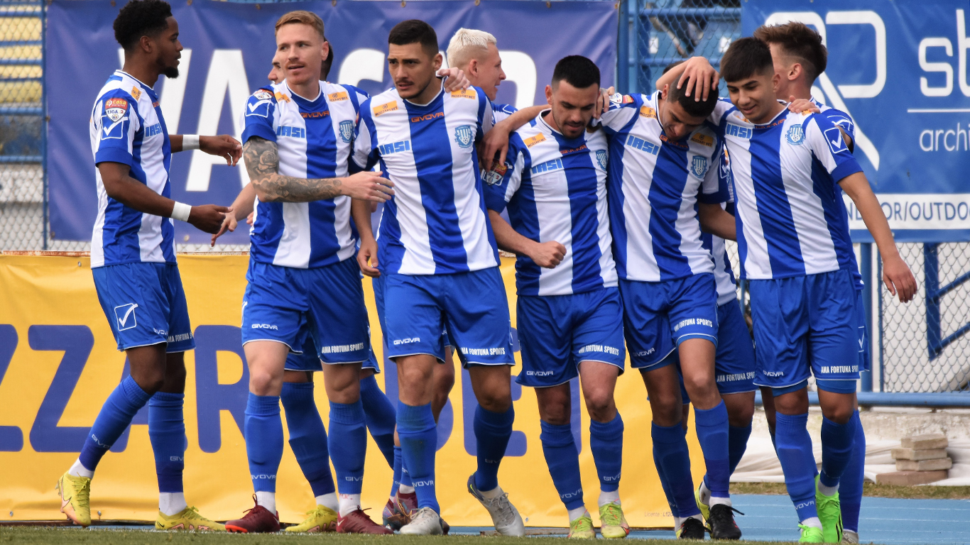 CSM Politehnica Iasi x CFR Cluj 11/11/2023 – Palpite dos Jogo