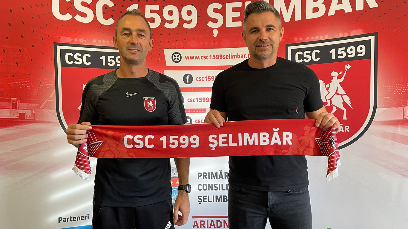 Brigada de arbitri care conduce ”U” Cluj - FC Hermannstadt
