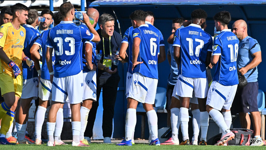 Liderul Ligii 2 ajunge pe terenul ”minat” de la Ruși-Ciutea! Adrian Dulcea, înainte de FC Bacău – CSM Slatina, echipele cu cel mai bun atac în acest sezon: ”Toate echipele care au jucat acolo au avut probleme”