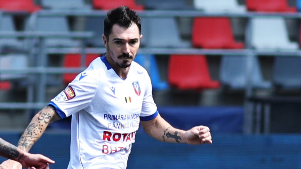 Dragoș Huiban, pregătit să mai producă o surpriză alături de SCM Râmnicu Vâlcea în Liga 2, contra Reșiței: ”Putem obține prima victorie în fața propriilor suporteri”