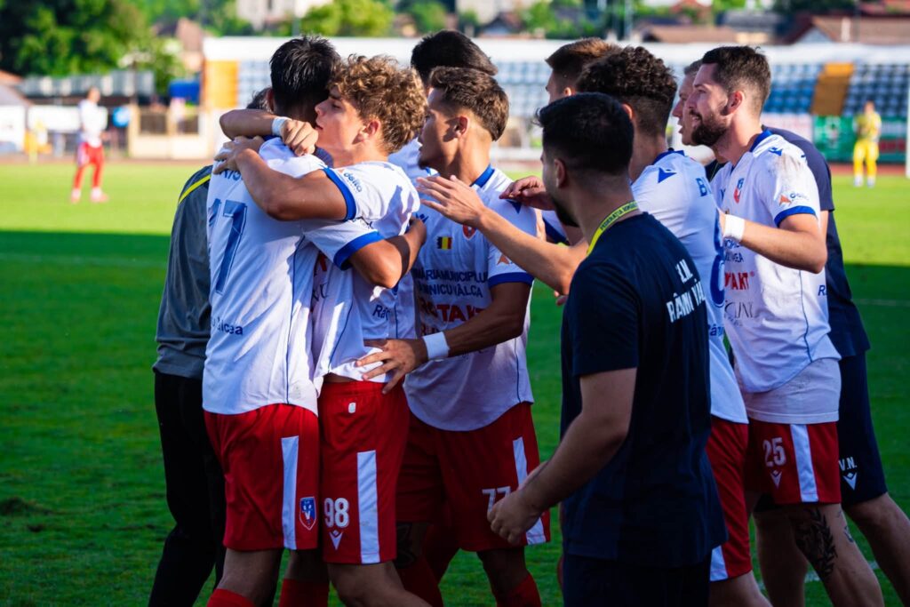 Echilibru la SCM Râmnicu Vâlcea, în ciuda startului solid de Liga 2. Președintele Jean Turmacu, categoric: ”Mai sunt lucruri de pus la punct, deși nu vrem presiune suplimentară pe echipă”