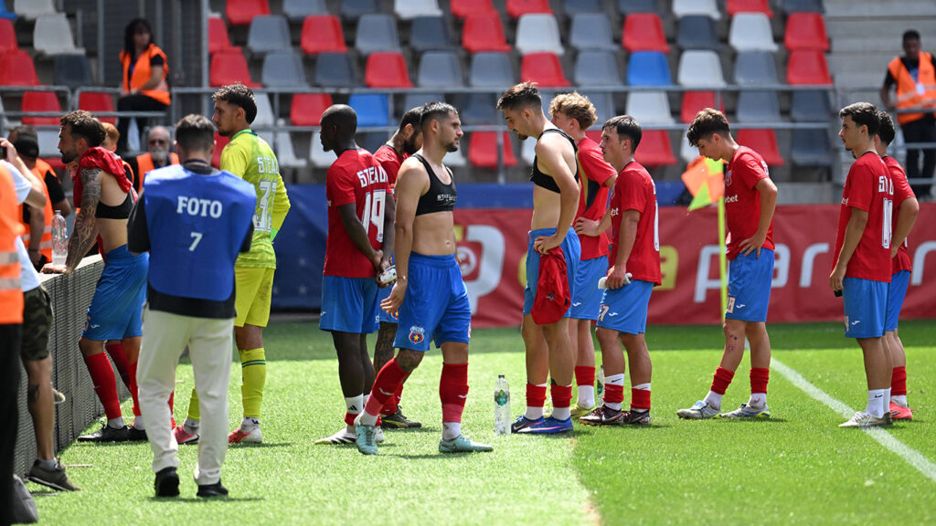 Sekou Camara a plecat de la Steaua la Chindia. Aventura în Ghencea și-au încheiat-o prematur și cei doi jucători împrumutați de la U Craiova